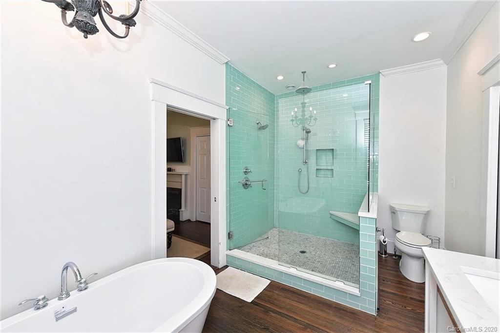 417 Hawthorne Lane Charlotte NC 28204