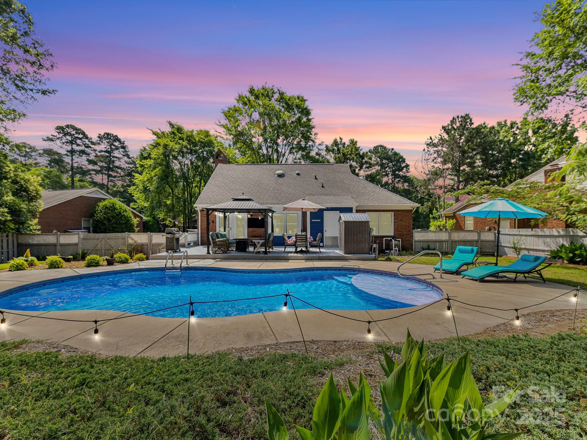 7139 Powder Mill Place Charlotte NC 28277