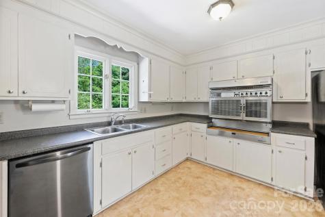 6800 Lancer Drive Charlotte NC 28226
