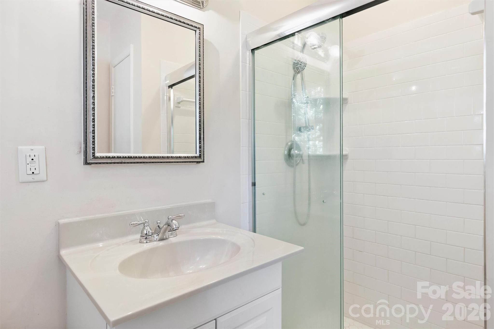 6800 Lancer Drive Charlotte NC 28226