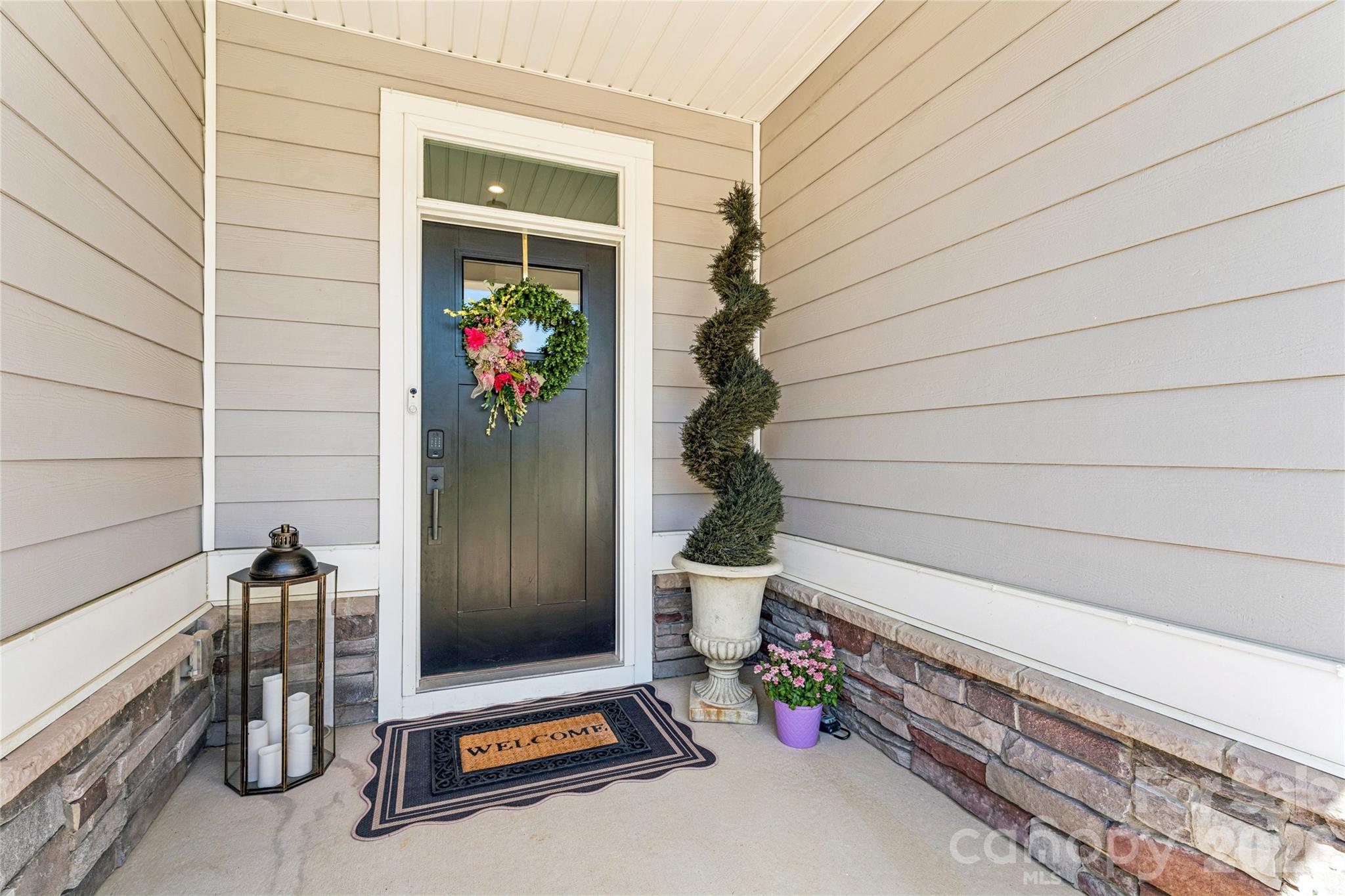 5042 Summer Surprise Lane Charlotte NC 28215