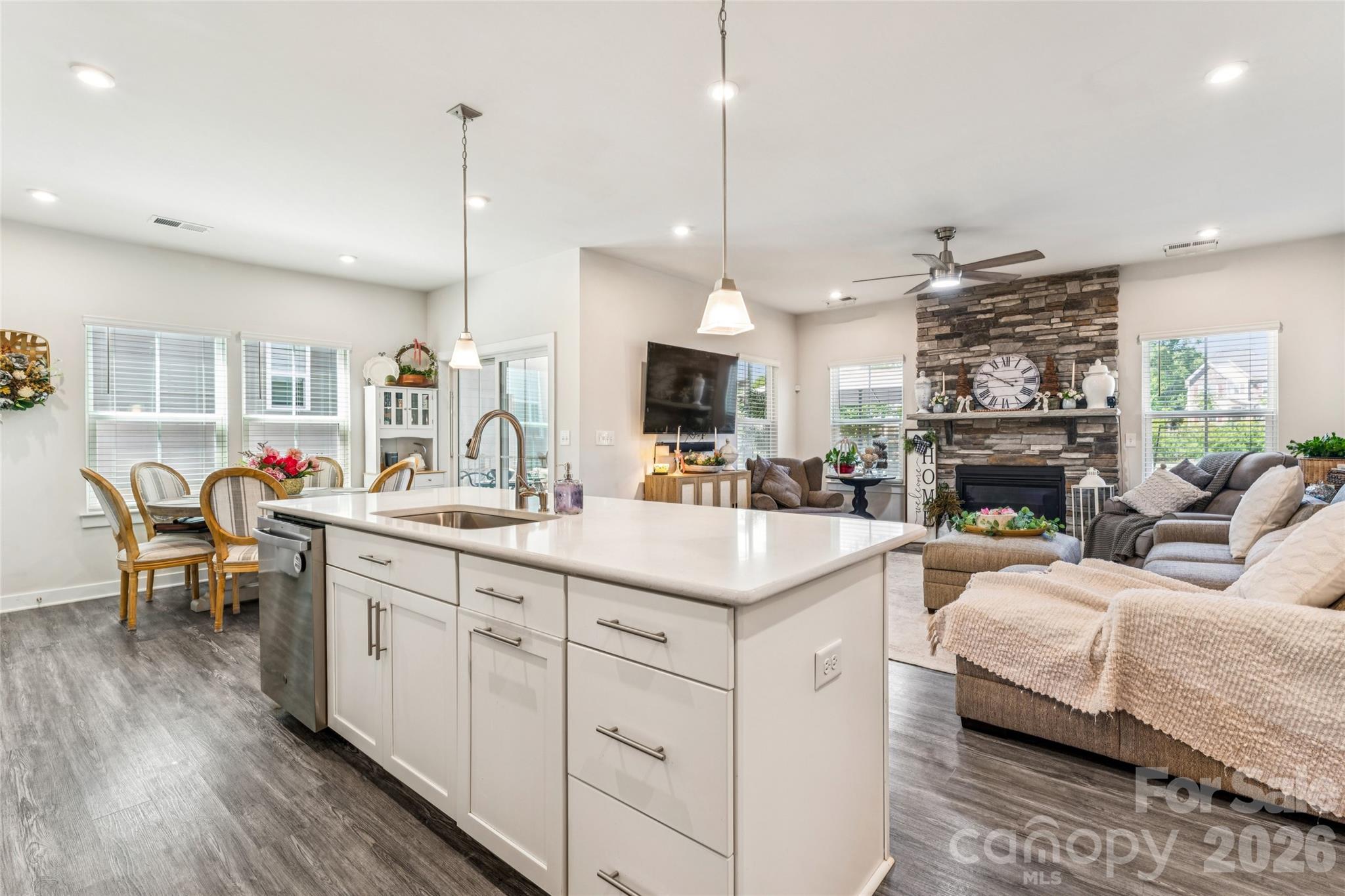 5042 Summer Surprise Lane Charlotte NC 28215