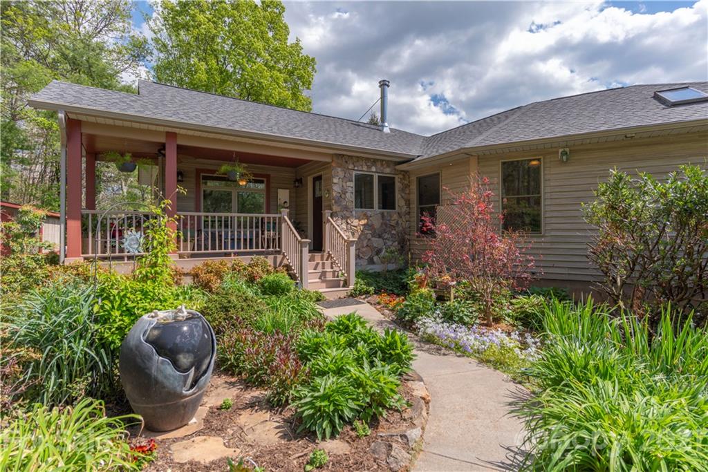 47 Sams Road Weaverville NC 28787