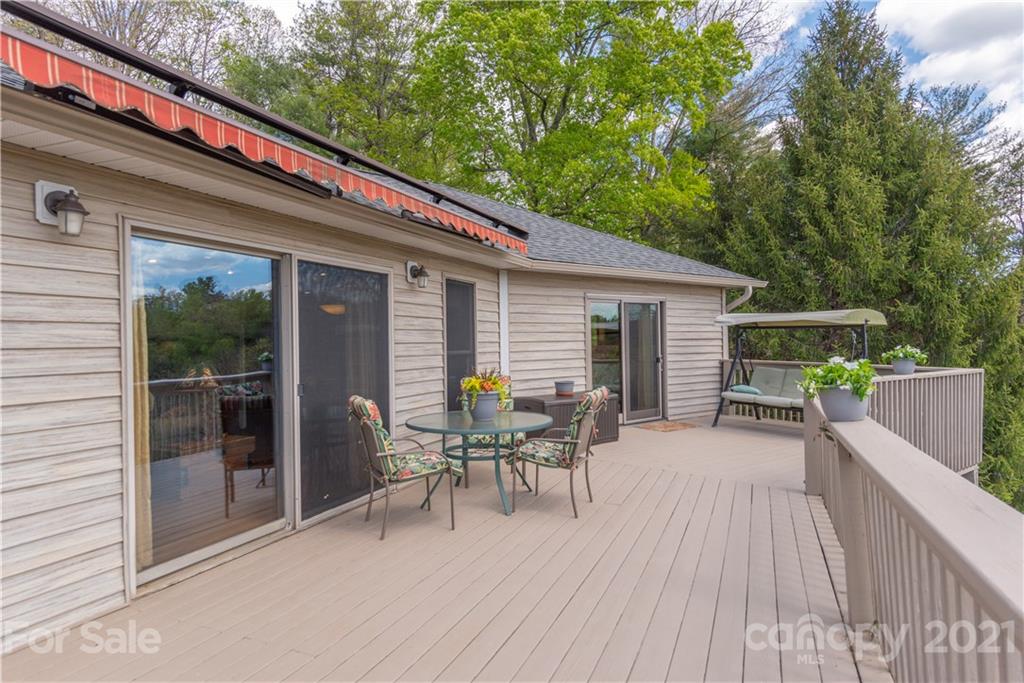 47 Sams Road Weaverville NC 28787