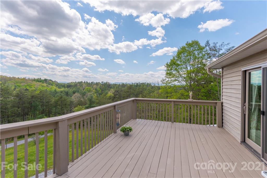 47 Sams Road Weaverville NC 28787