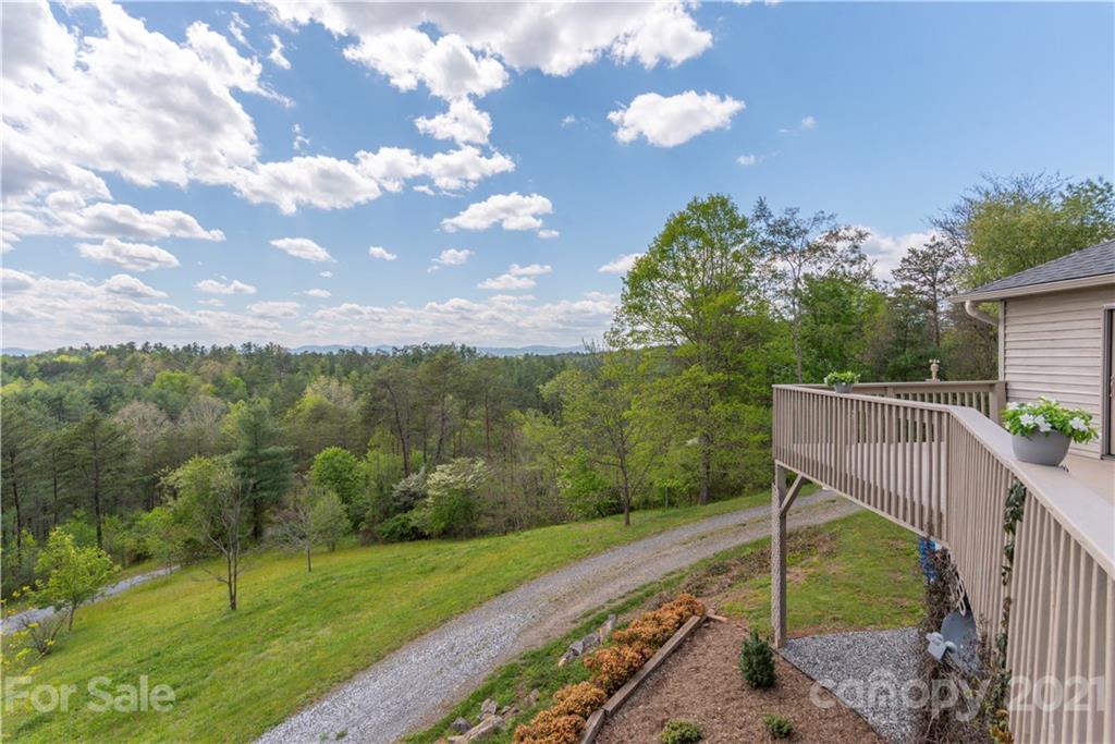 47 Sams Road Weaverville NC 28787