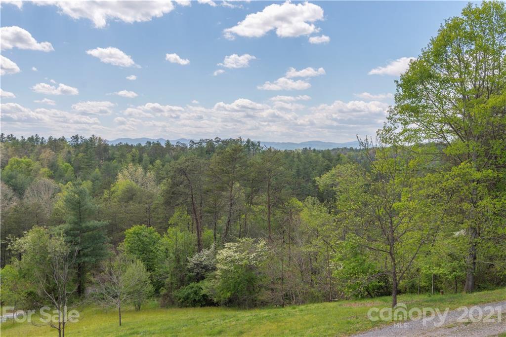 47 Sams Road Weaverville NC 28787