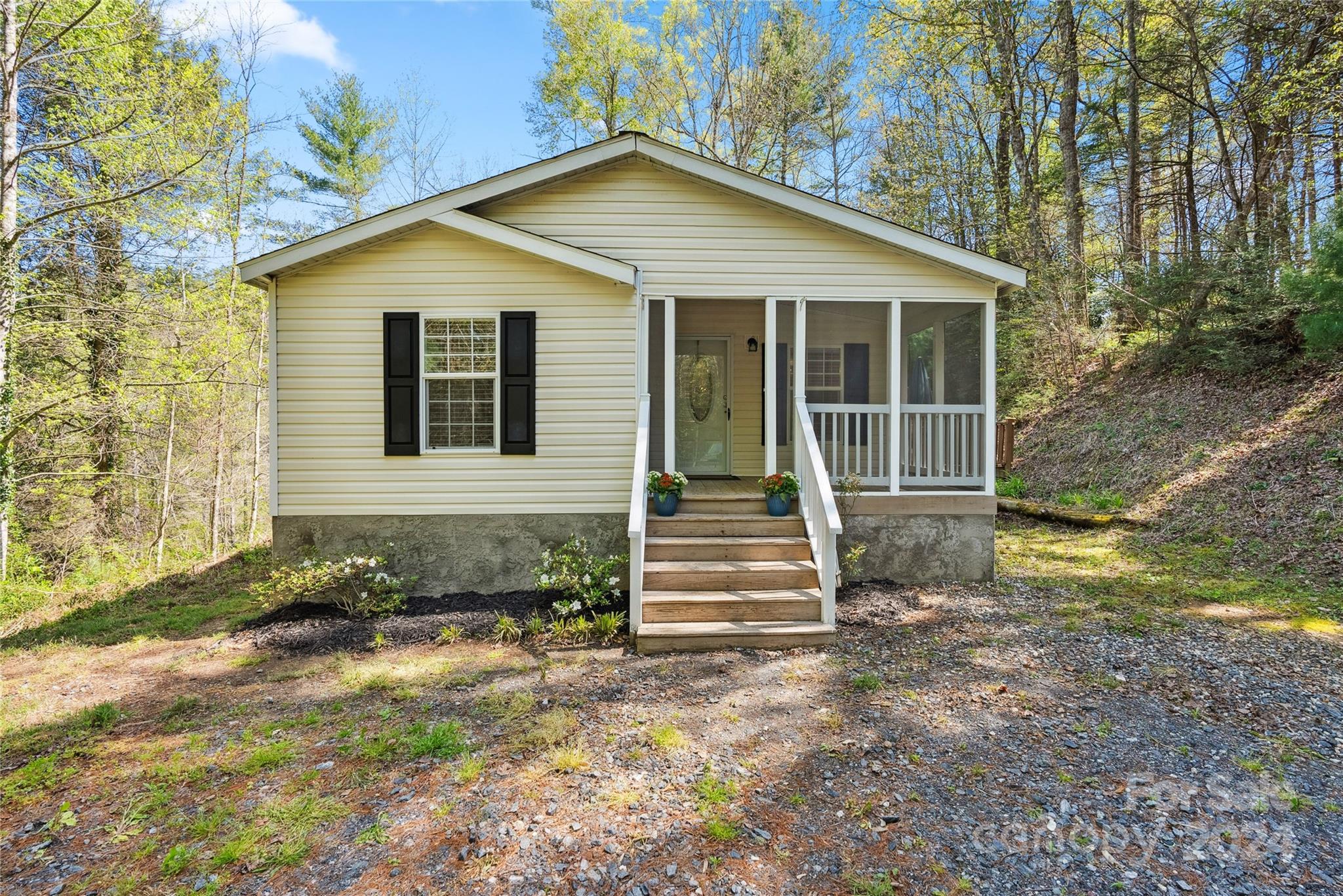 3262 Windswept Ridge Road Marshall NC 28753
