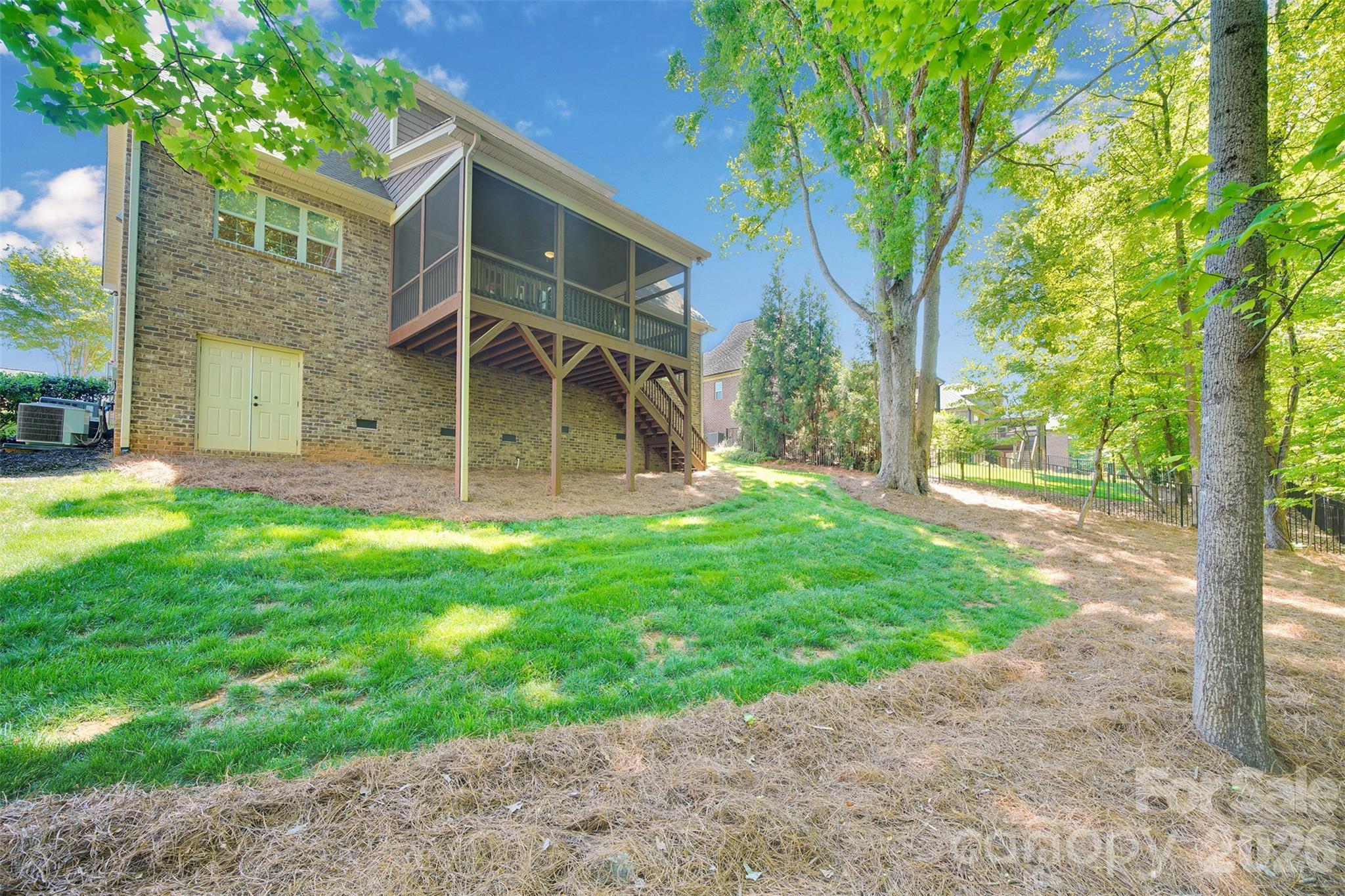 2365 Shiny Leaf Drive Denver NC 28037
