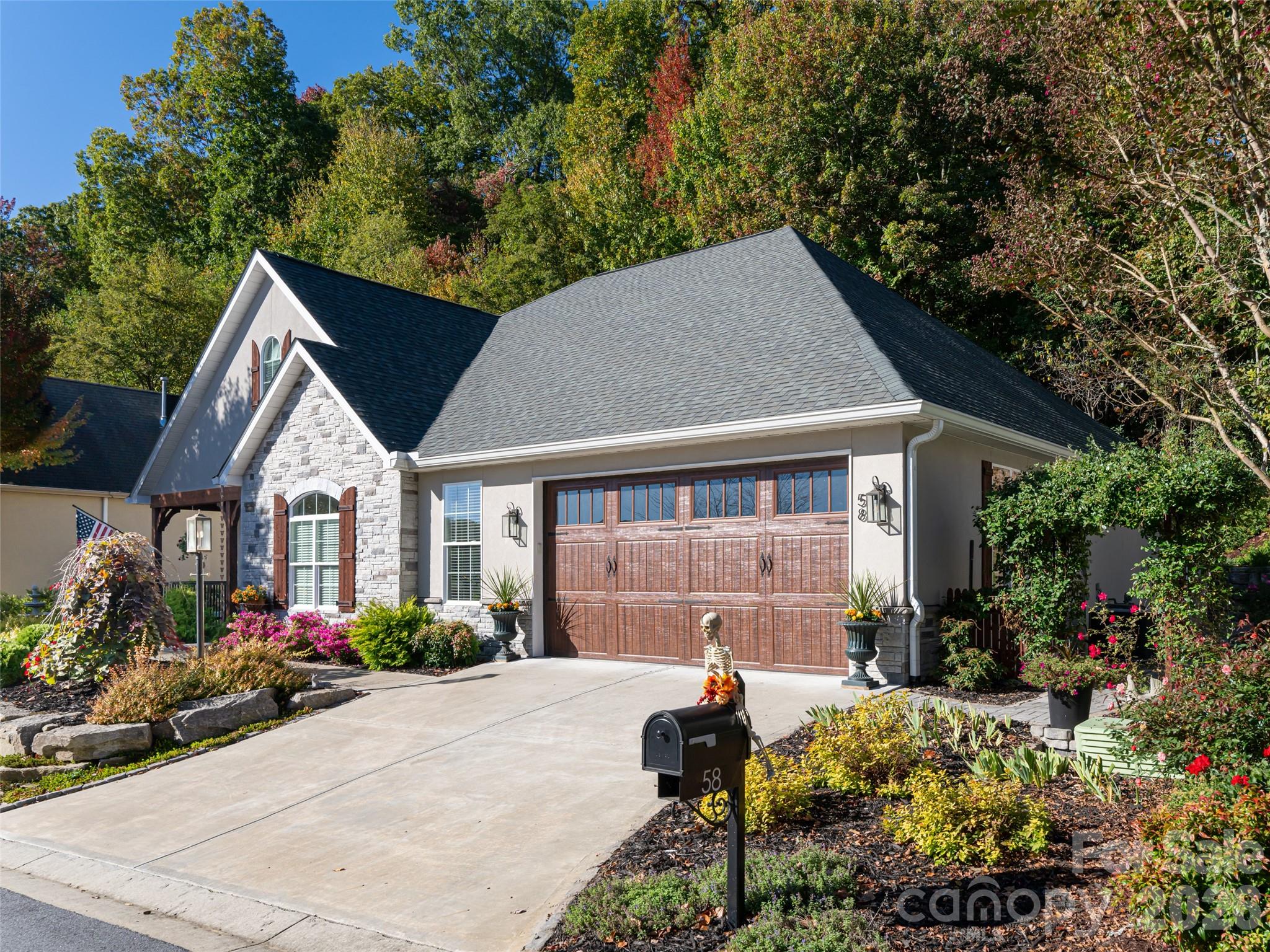 58 Carriage Highlands Court Hendersonville NC 28791