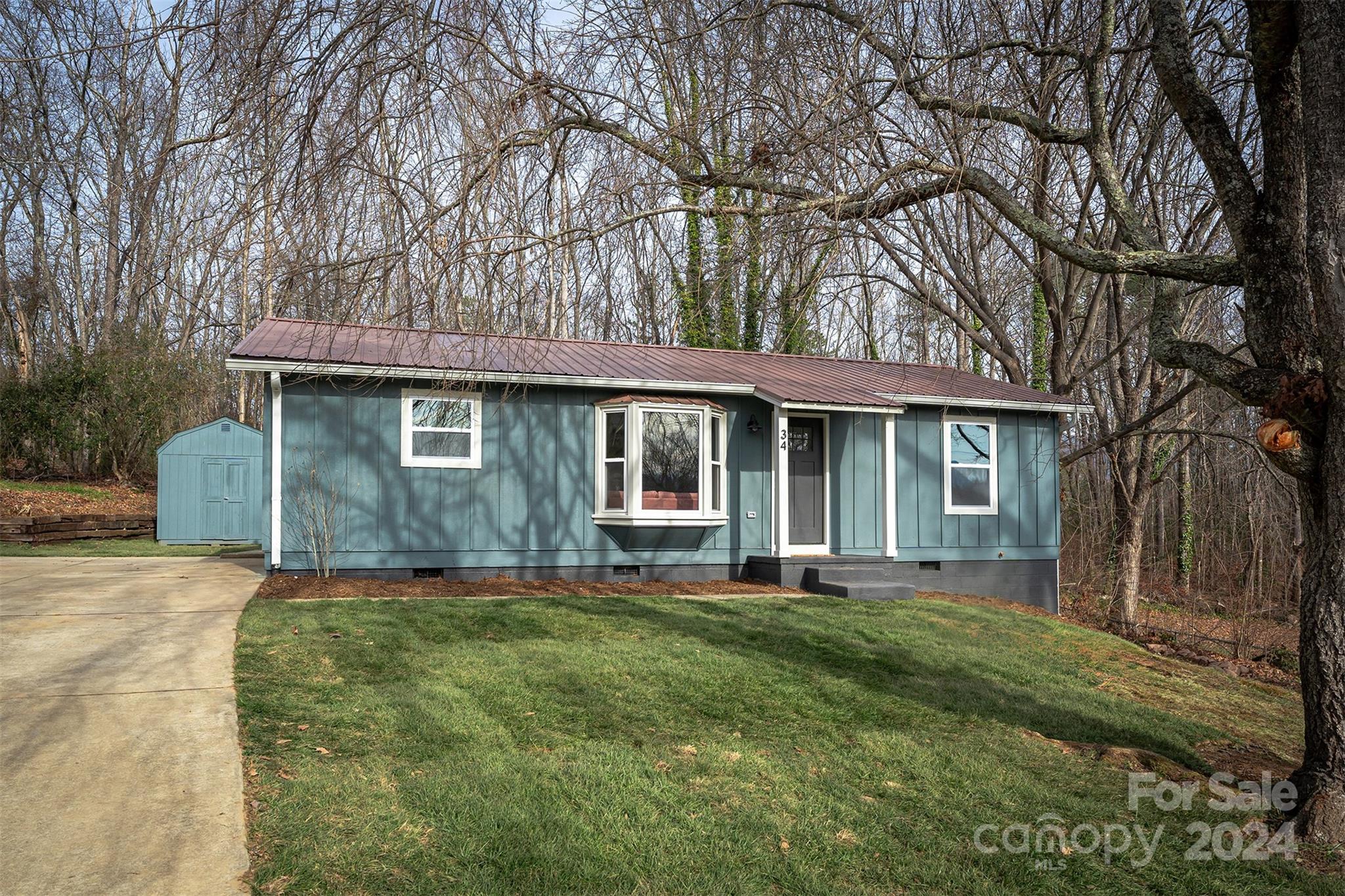 34 Fox Run Drive Fairview NC 28730