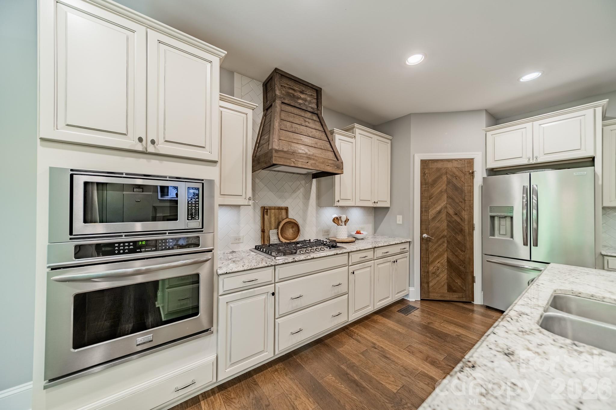 800 Hidden Pond Lane Waxhaw NC 28173