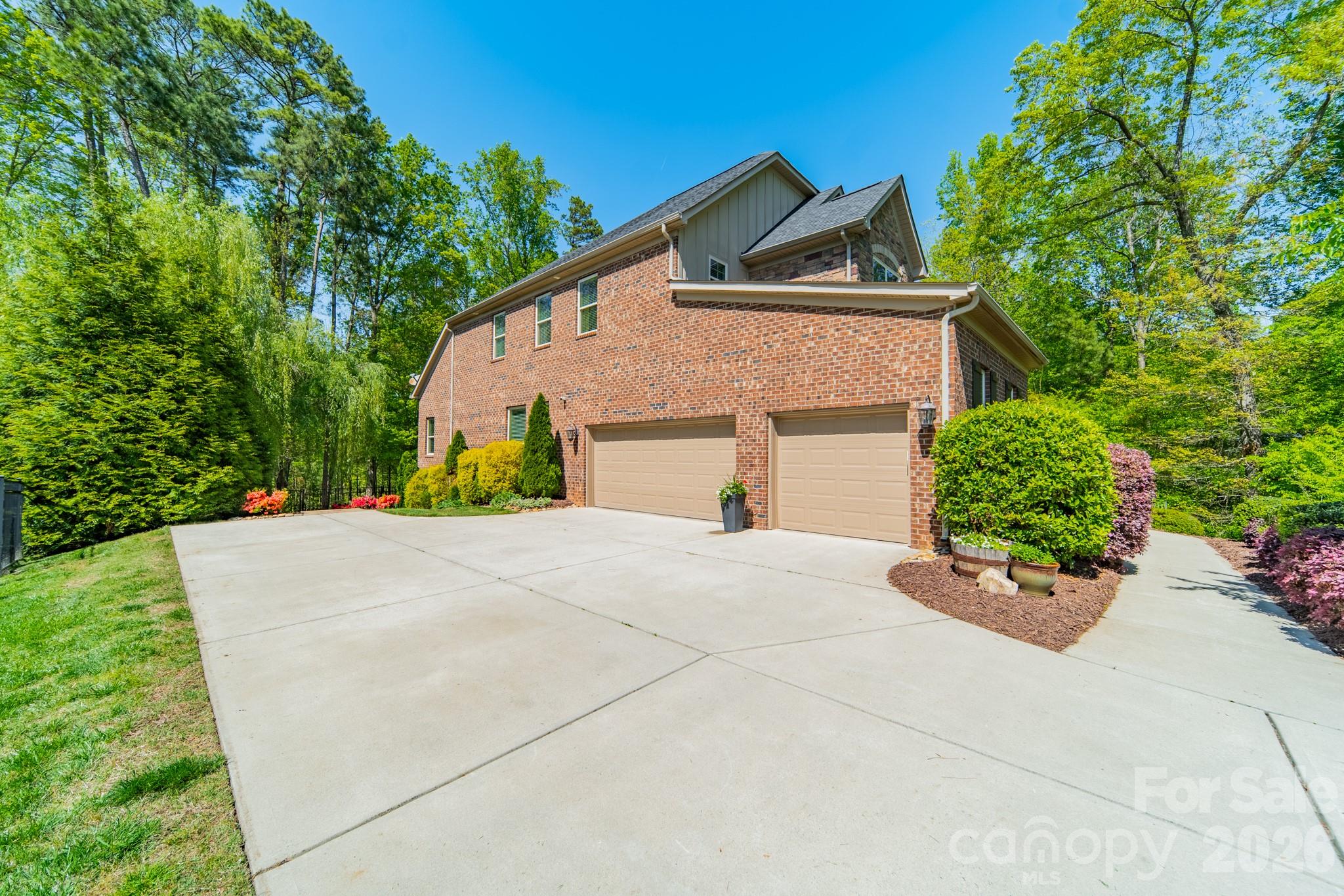 800 Hidden Pond Lane Waxhaw NC 28173