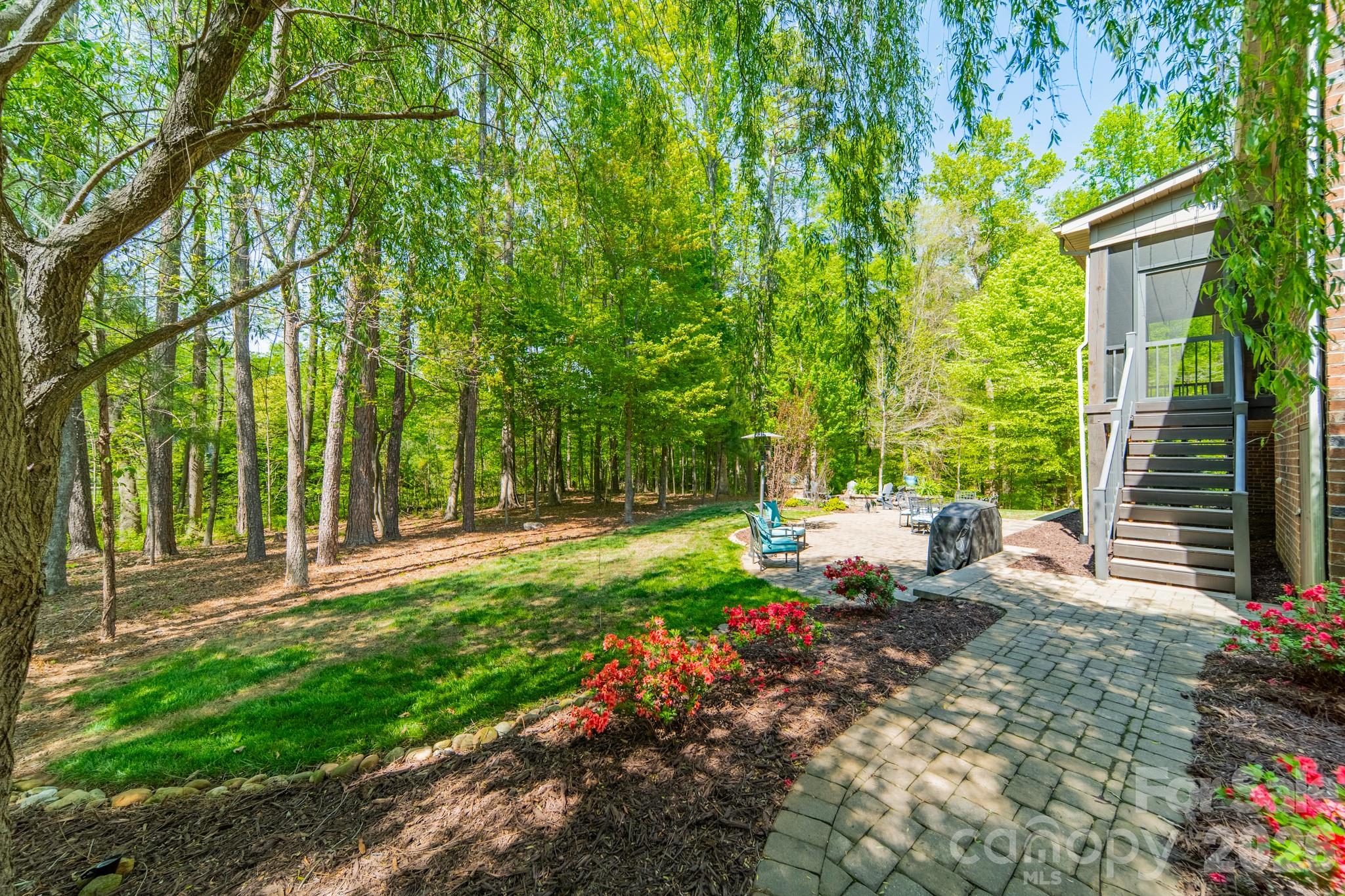 800 Hidden Pond Lane Waxhaw NC 28173