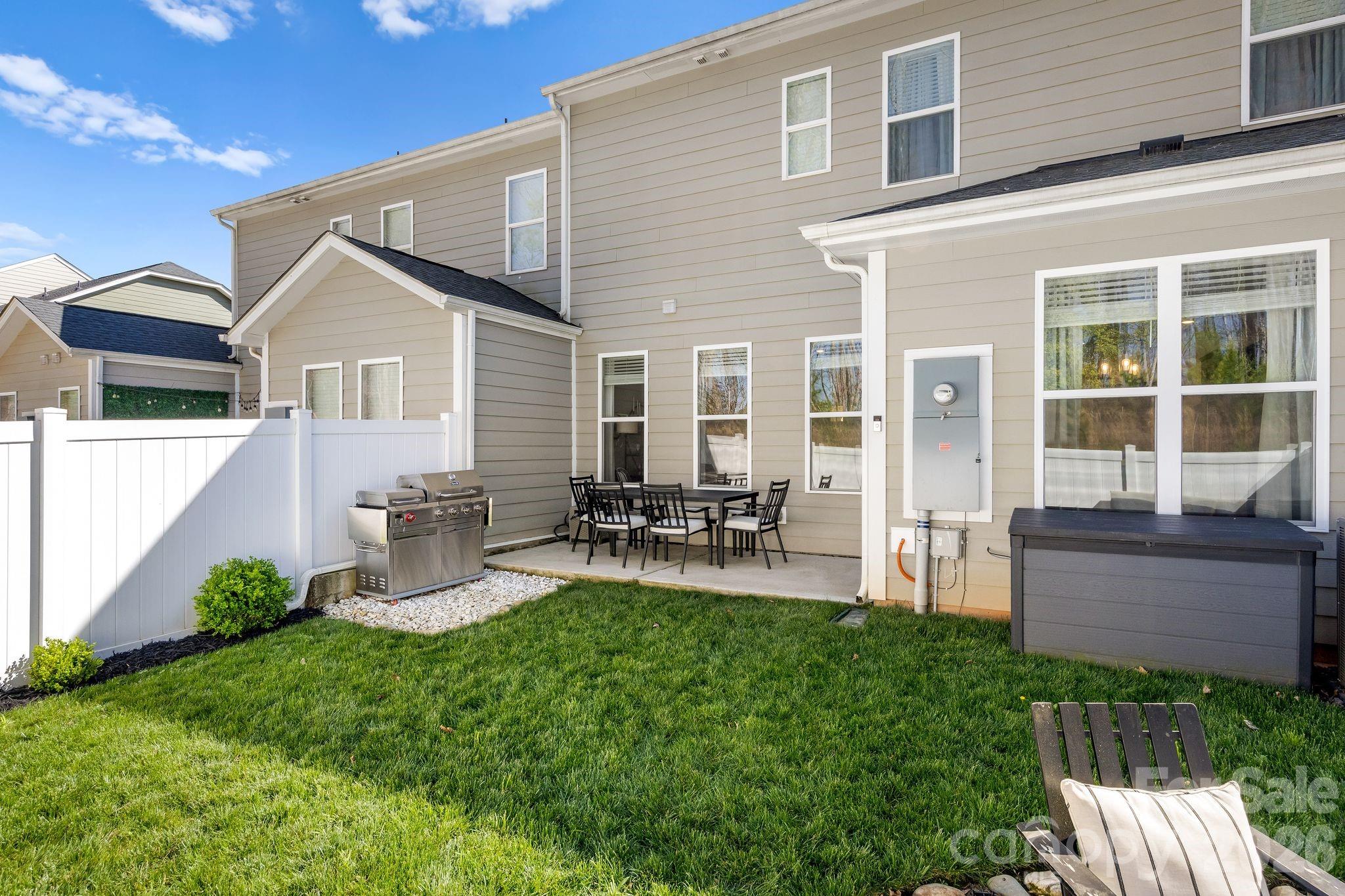 8208 Merryvale Lane Charlotte NC 28214