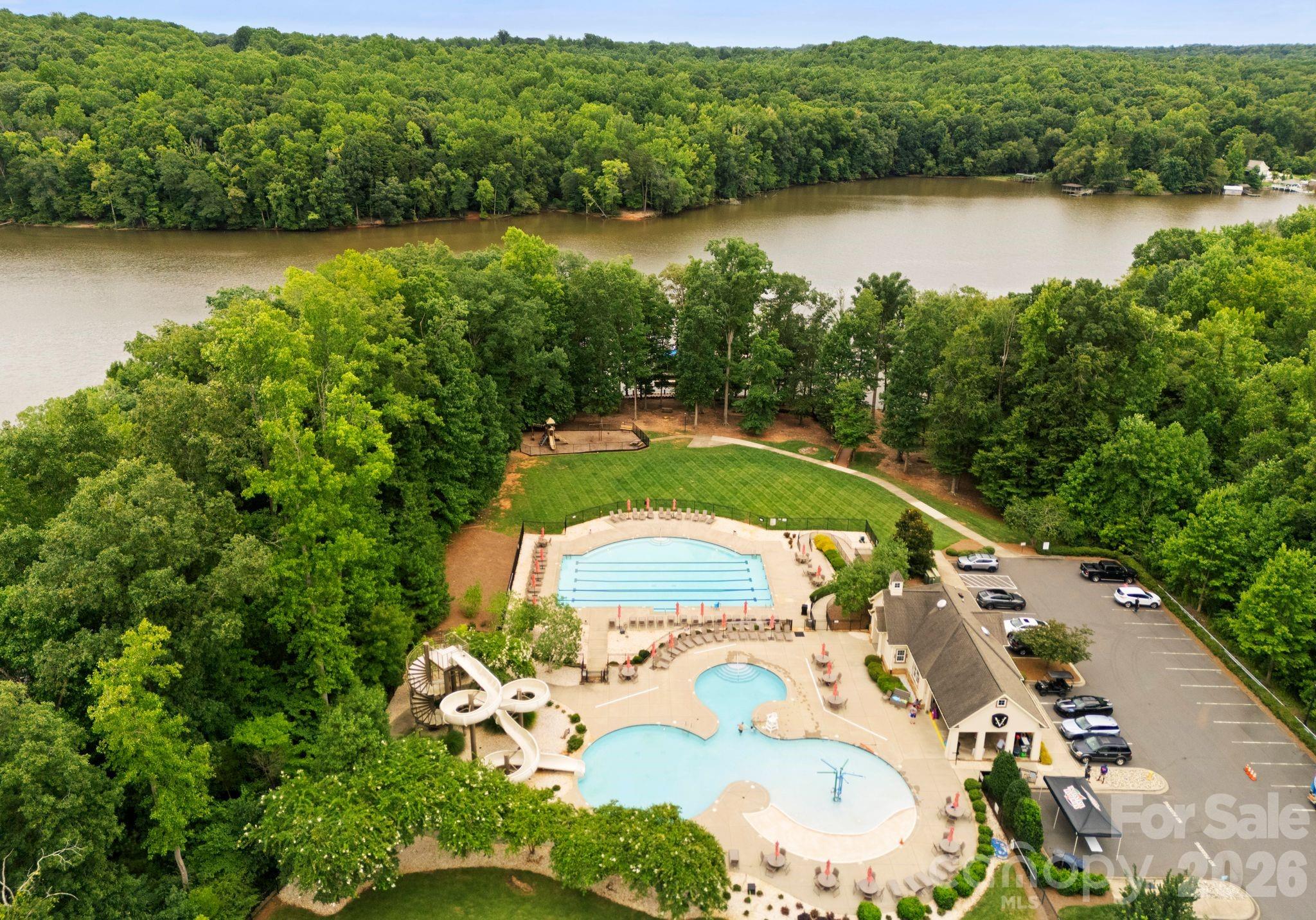 8208 Merryvale Lane Charlotte NC 28214