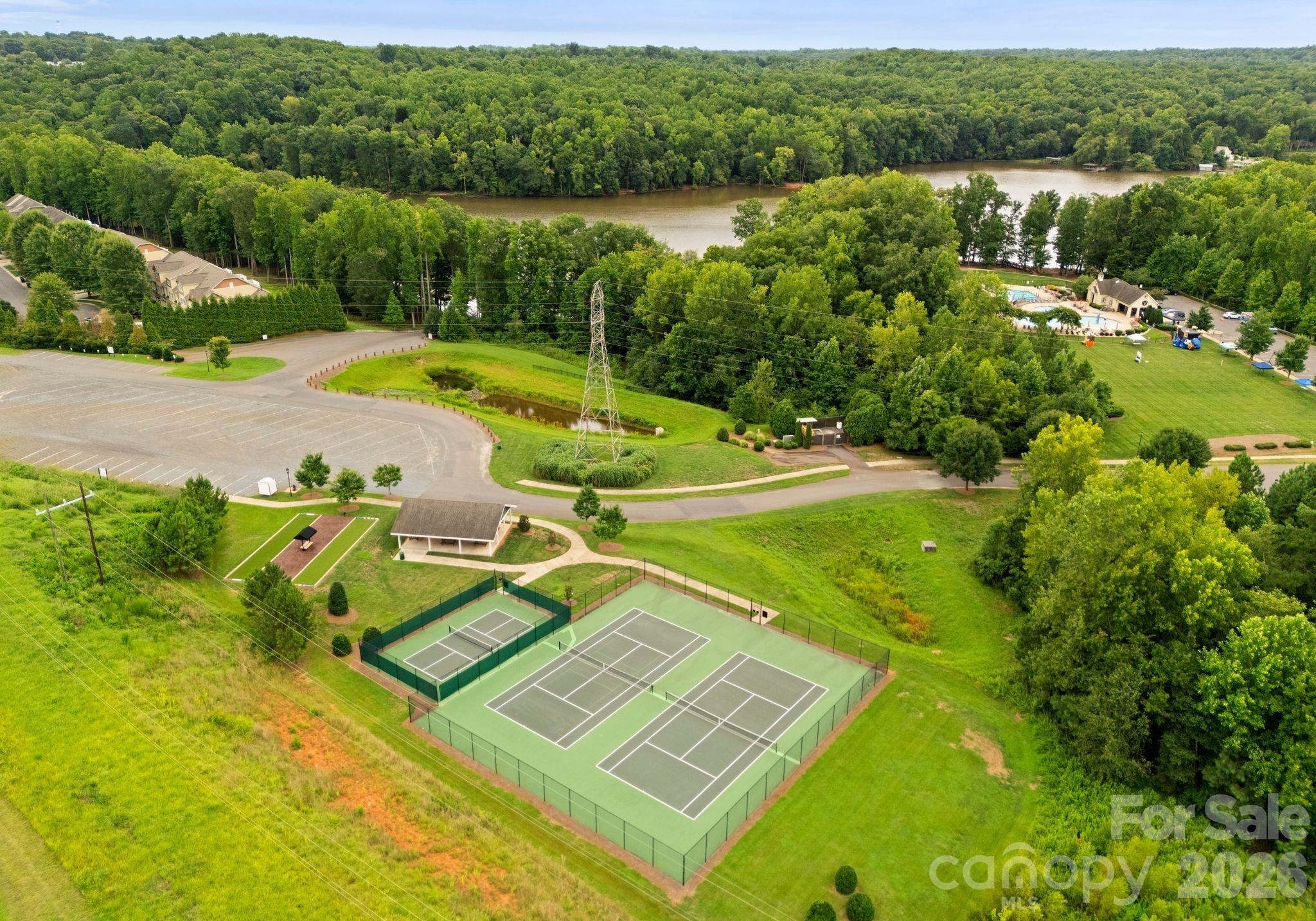 8208 Merryvale Lane Charlotte NC 28214