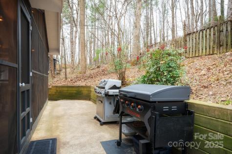 16 Mayfair Place Arden NC 28704