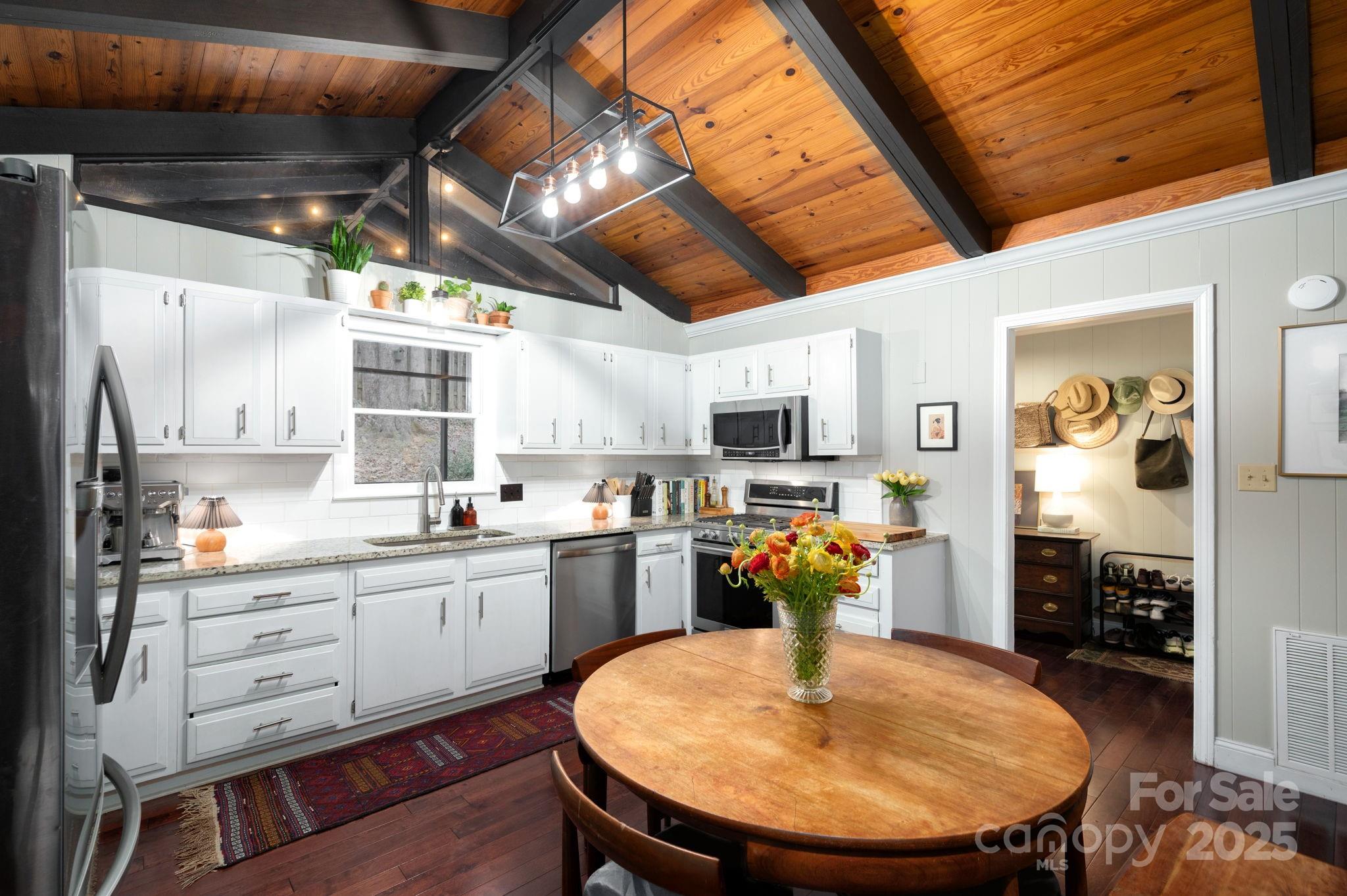 16 Mayfair Place Arden NC 28704