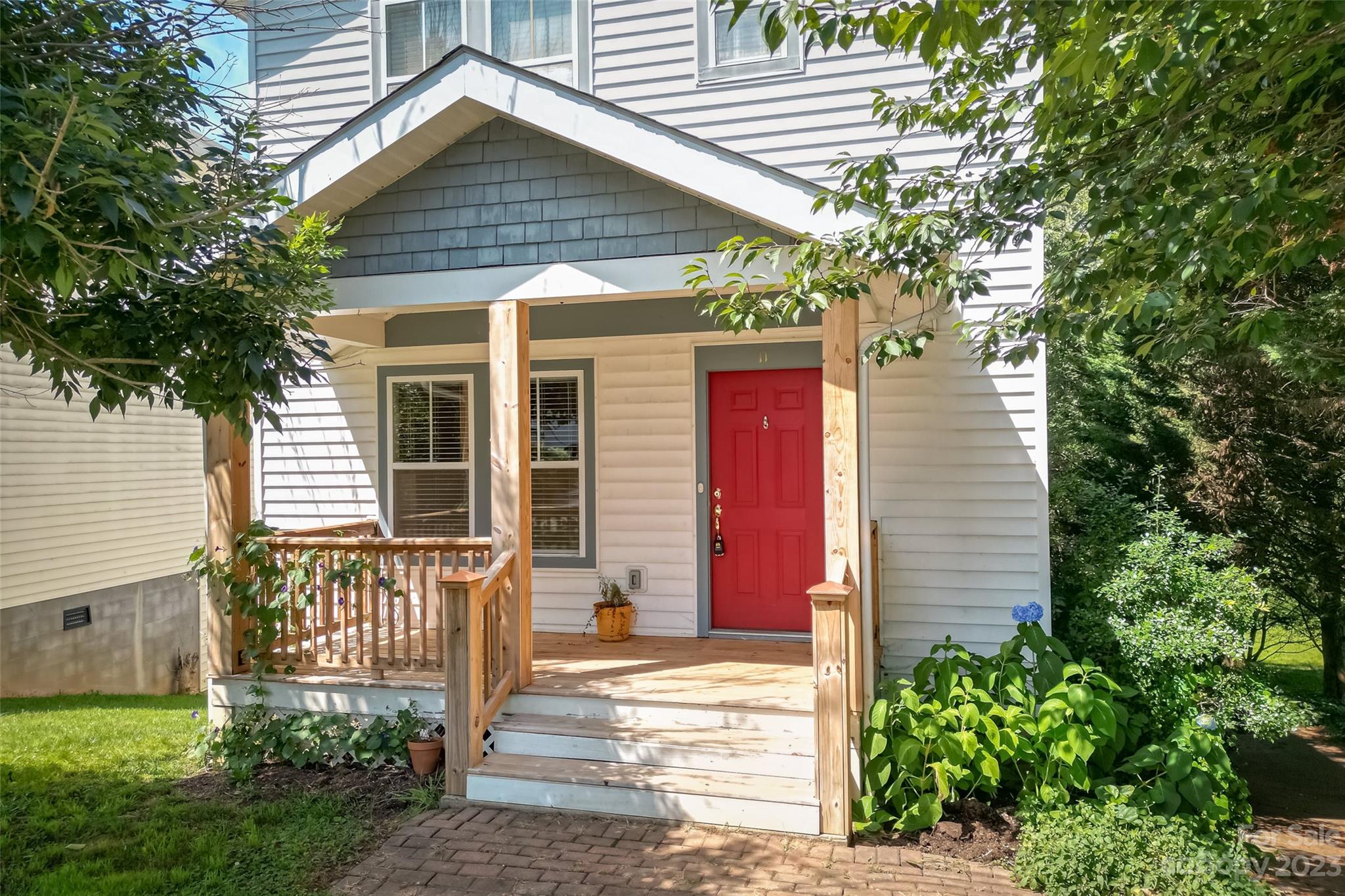 11 Rosemont Court Asheville NC 28803
