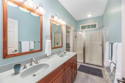 37 Wood Robin Lane Black Mountain NC 28711