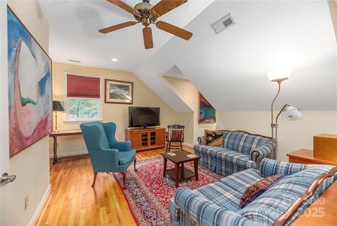 37 Wood Robin Lane Black Mountain NC 28711