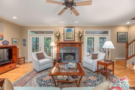 37 Wood Robin Lane Black Mountain NC 28711
