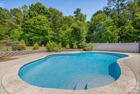 1606 Ferdinand Lane York SC 29745