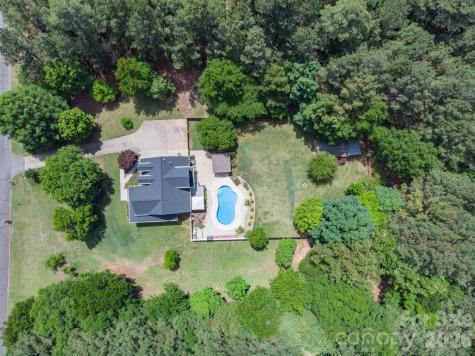 1606 Ferdinand Lane York SC 29745