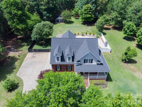 1606 Ferdinand Lane York SC 29745