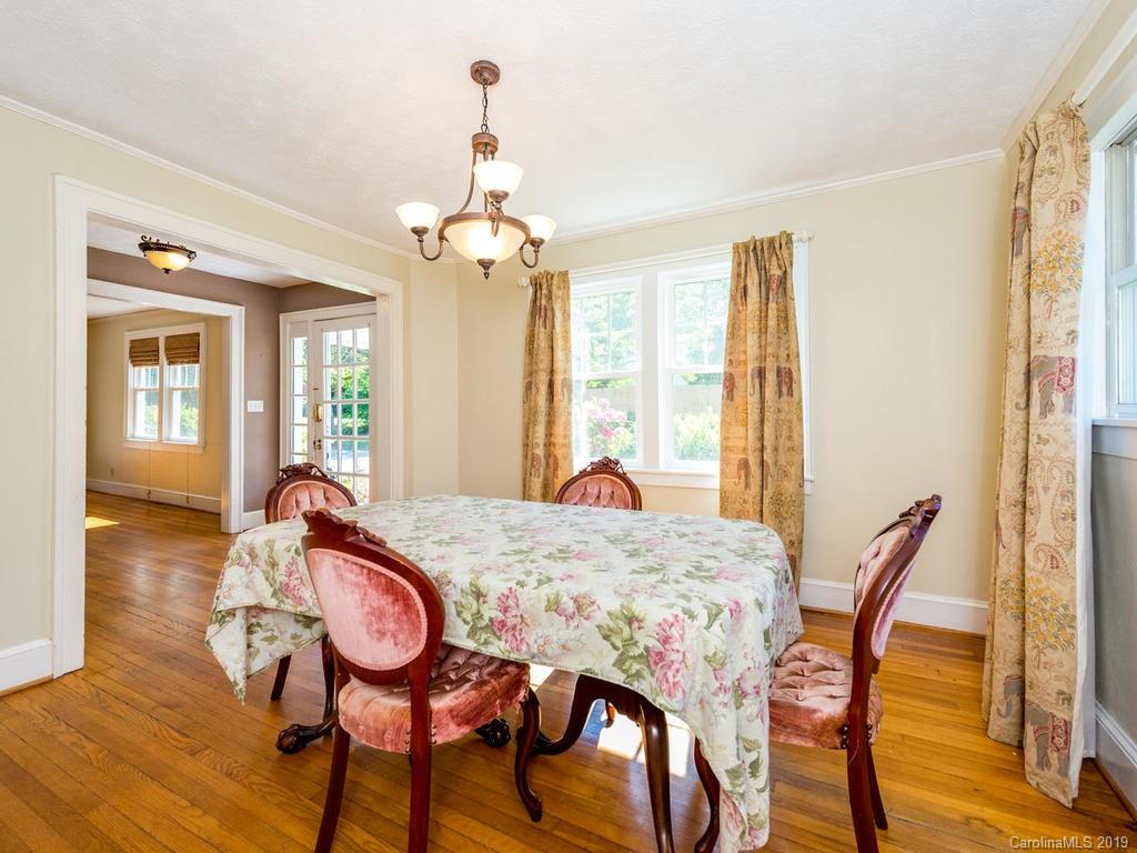9 Mount Vernon Circle Asheville NC 28804