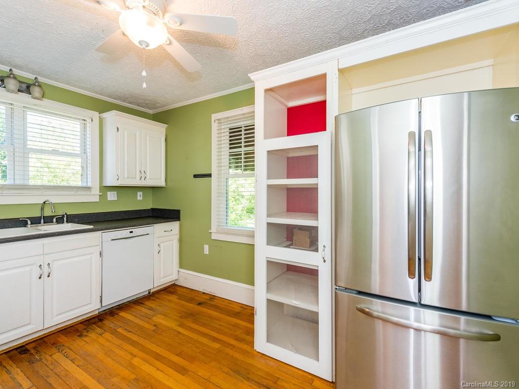 9 Mount Vernon Circle Asheville NC 28804
