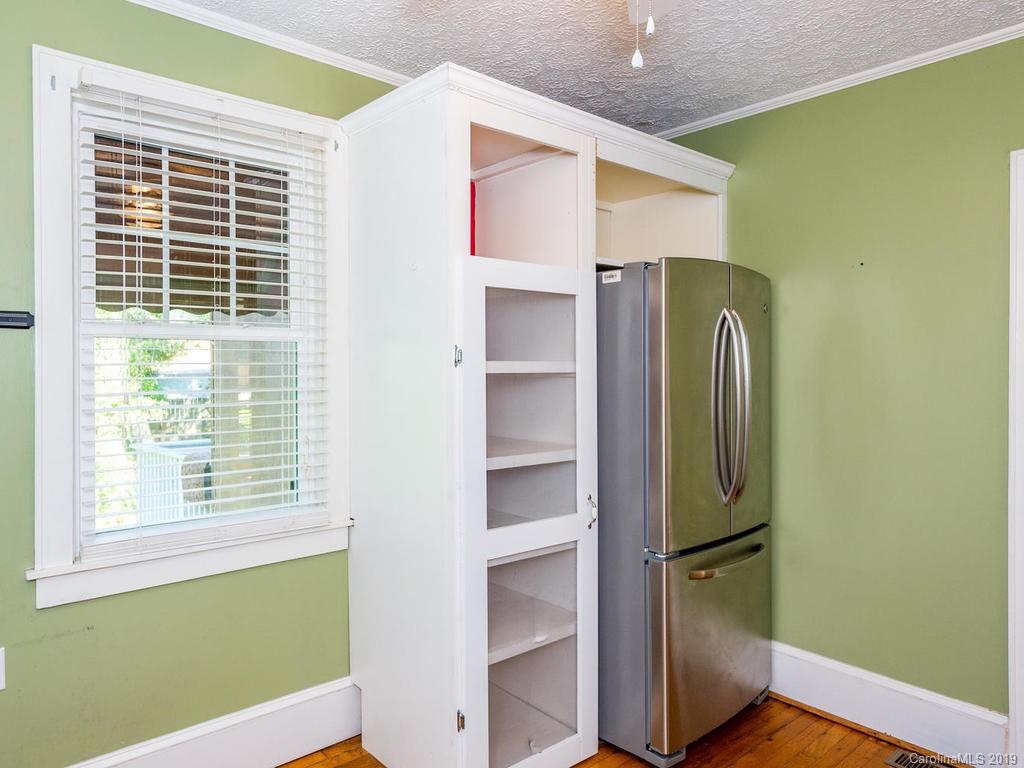 9 Mount Vernon Circle Asheville NC 28804