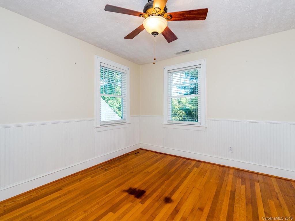 9 Mount Vernon Circle Asheville NC 28804
