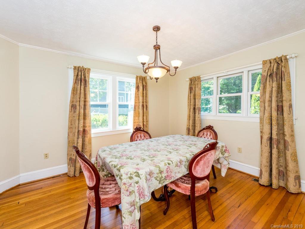 9 Mount Vernon Circle Asheville NC 28804