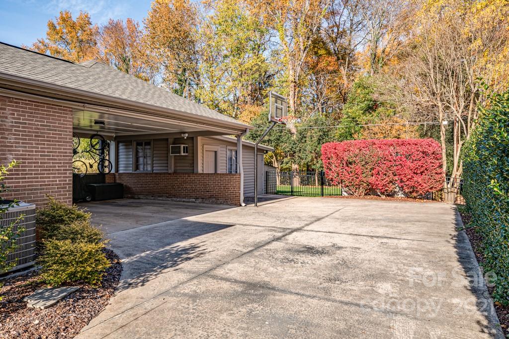 3601 Mill Pond Road Charlotte NC 28226