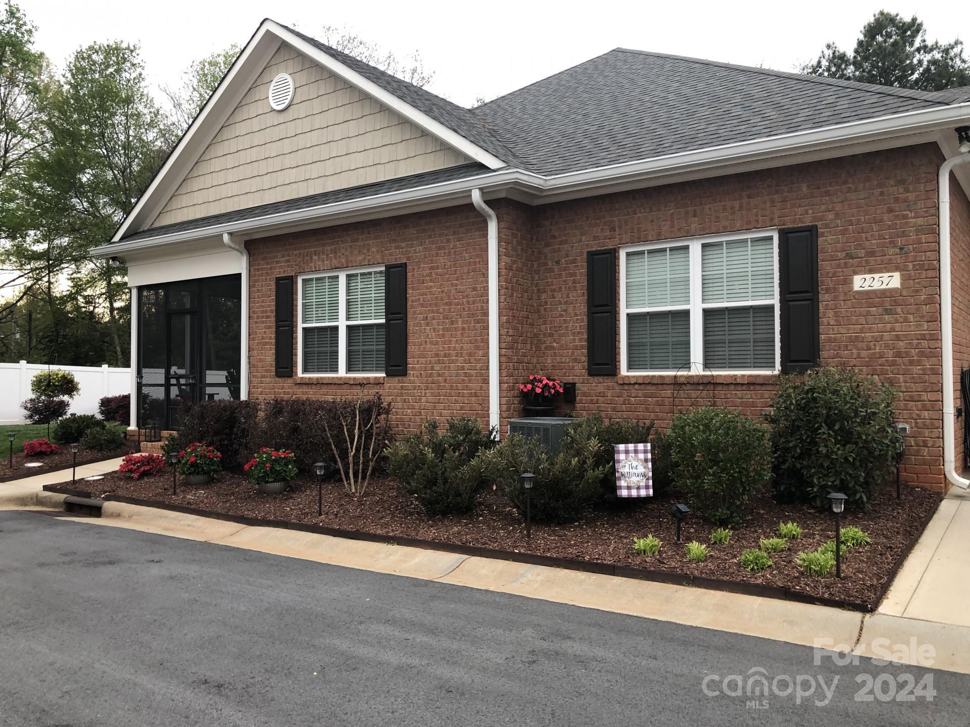 2257 Early Robin Drive Denver NC 28037
