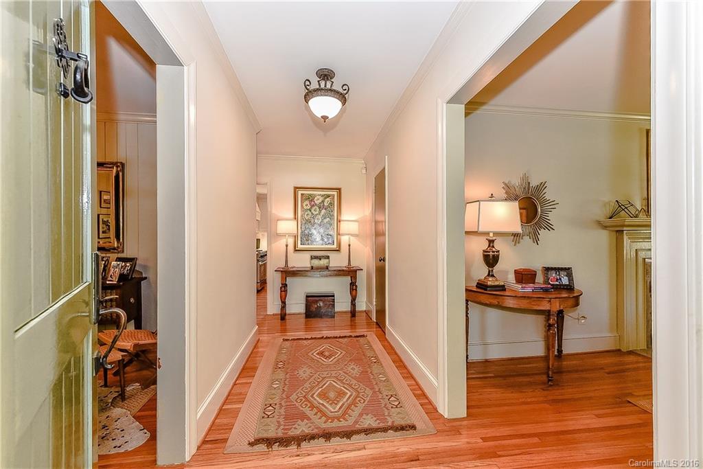 211 S Canterbury Road Charlotte NC 28211