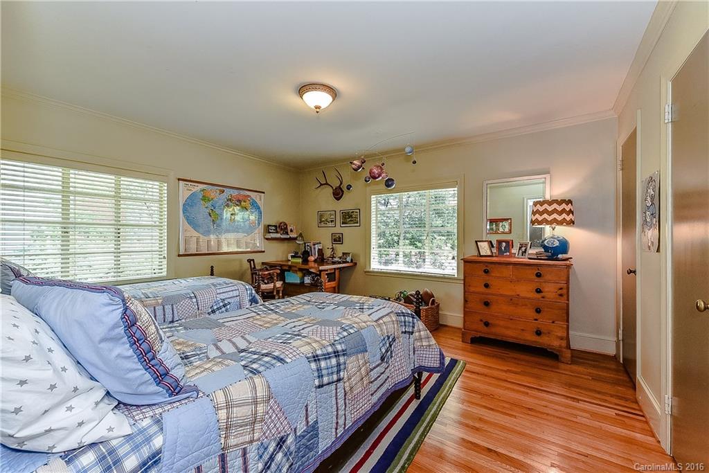 211 S Canterbury Road Charlotte NC 28211