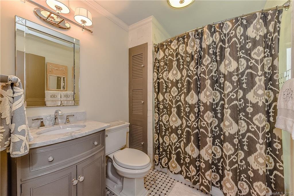 211 S Canterbury Road Charlotte NC 28211