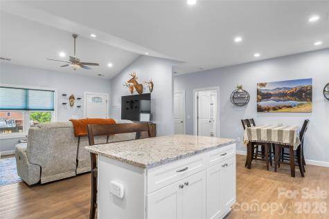 2455 Saratoga Run Morganton NC 28655