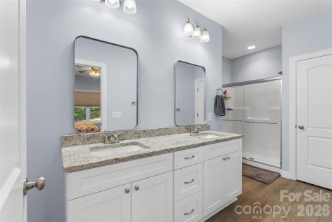 2455 Saratoga Run Morganton NC 28655