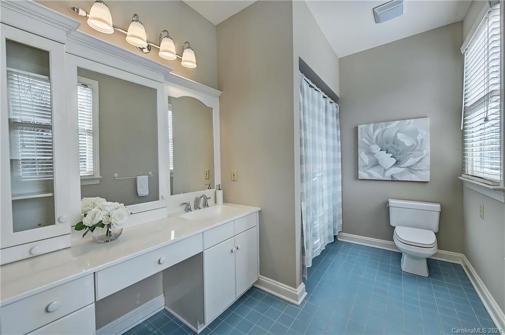 5100 Piper Glen Drive Charlotte NC 28277
