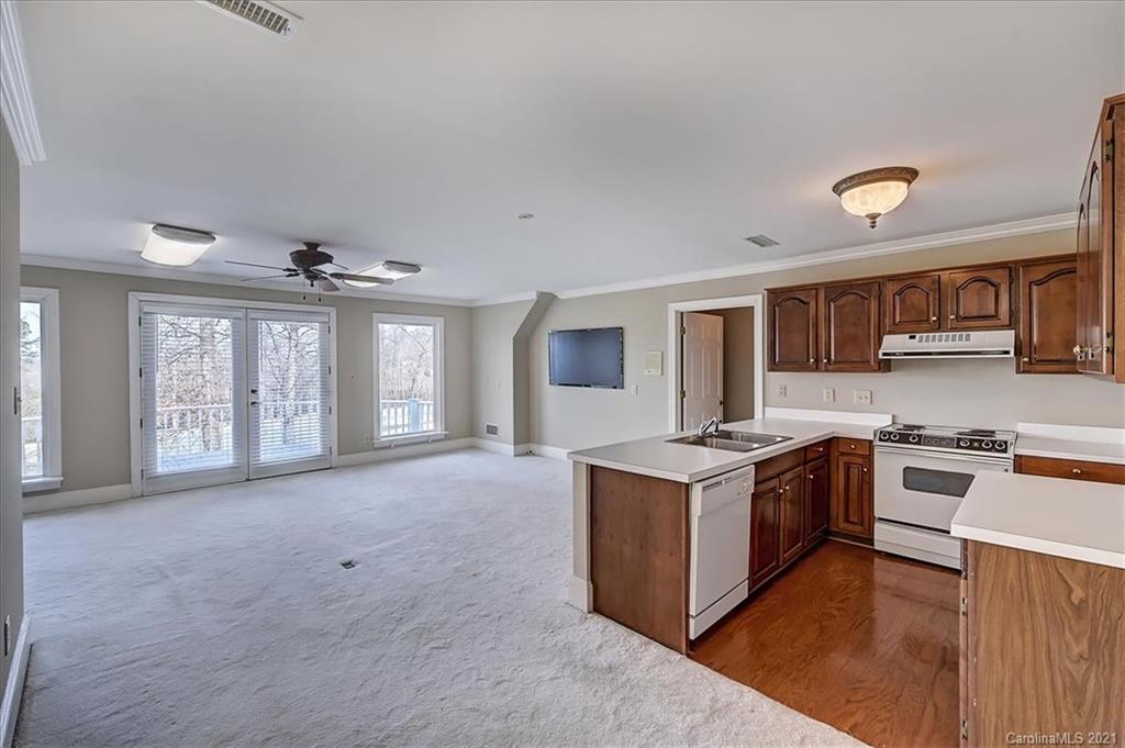 5100 Piper Glen Drive Charlotte NC 28277