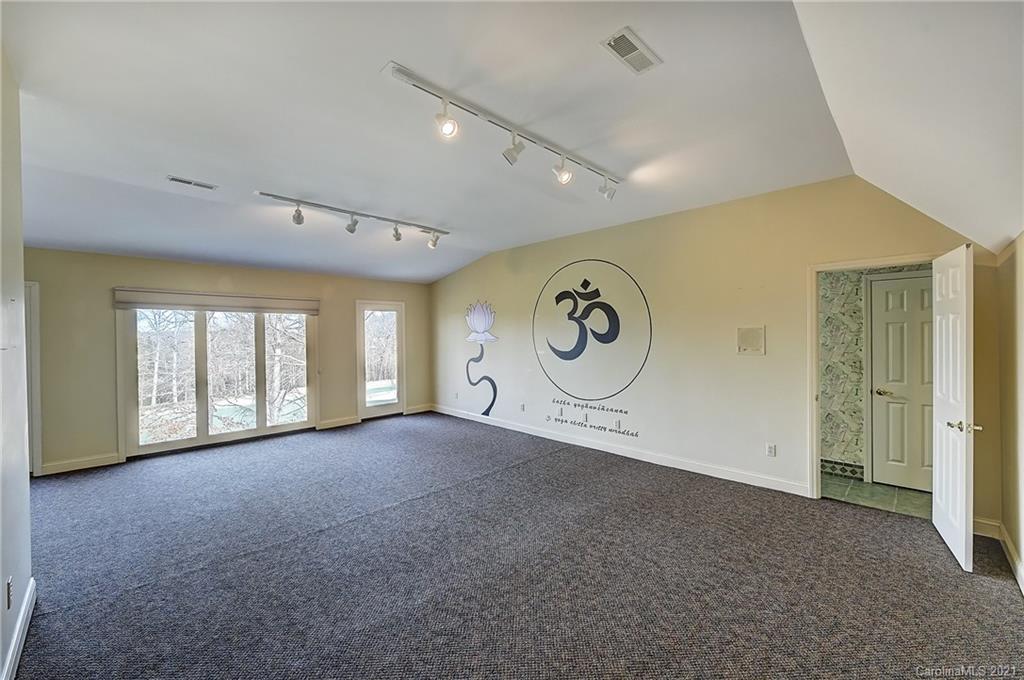 5100 Piper Glen Drive Charlotte NC 28277