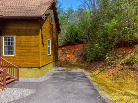 138 Hubbell Lane Robbinsville NC 28771