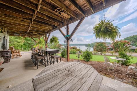 101 Lake Club Lane Nebo NC 28761