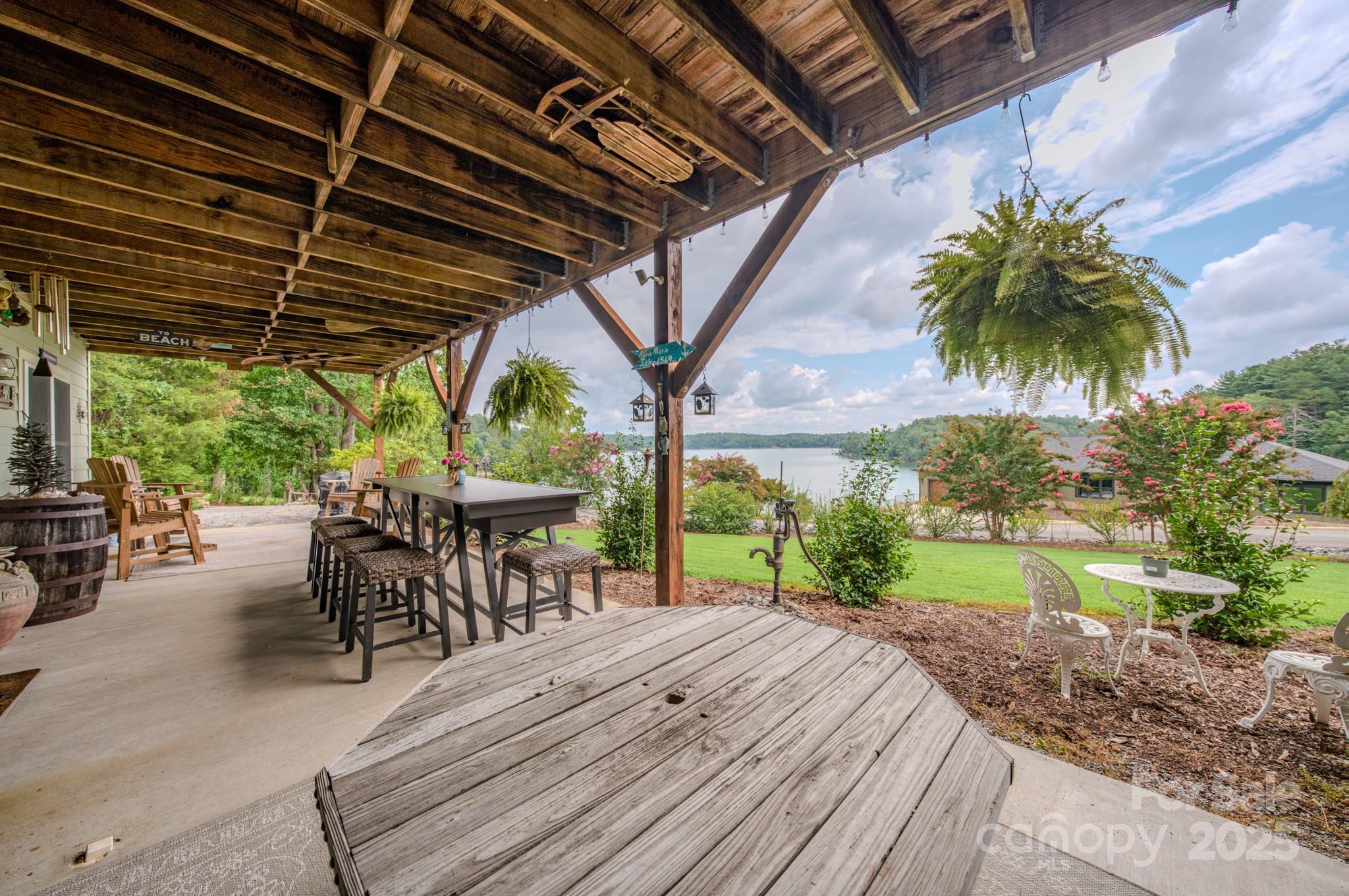 101 Lake Club Lane Nebo NC 28761