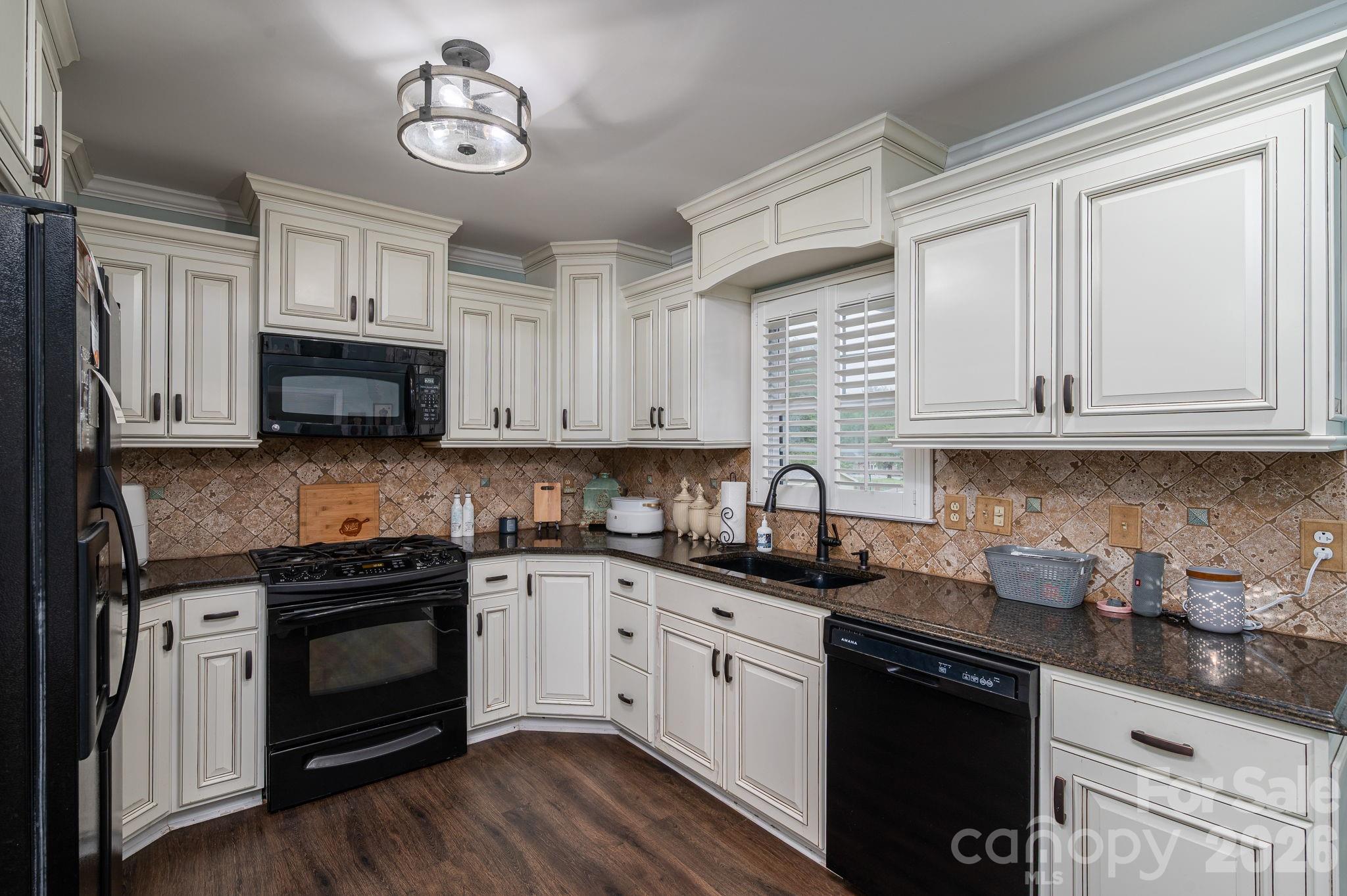192 Carolina Drive Cherryville NC 28021