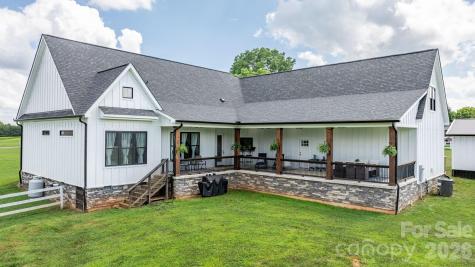5780 W Hwy 10 Highway Hickory NC 28602
